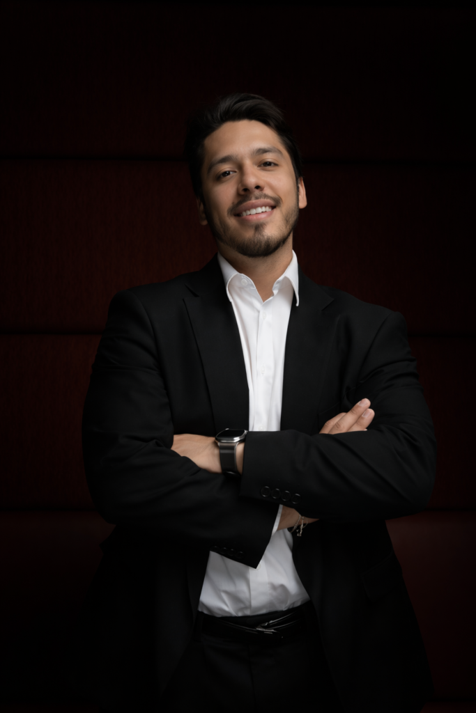 Aldo Aguirre de Nora Aguirre Team